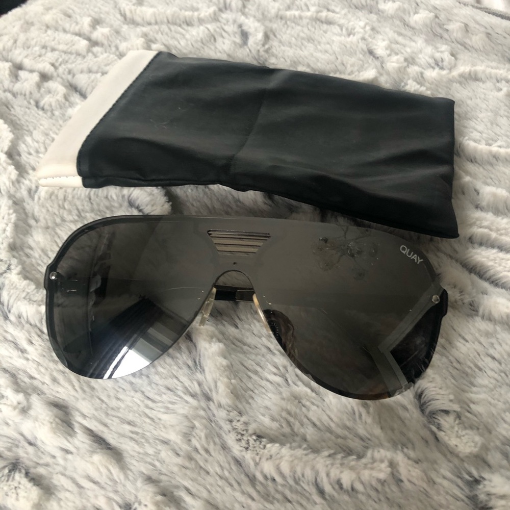 Quay Mirrored Sunglasses